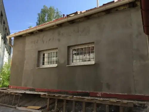 Oprava fasády provozovny a prodejny ve městě Příbram