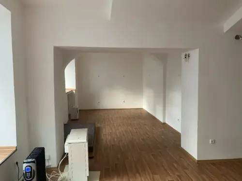 Rekonstrukce interiéru a exteriéru prodejny v Pražské ulici v Příbrami