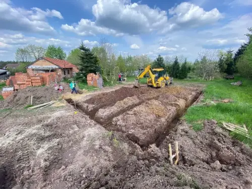 Výstavba rodinného domu v obci Holšiny