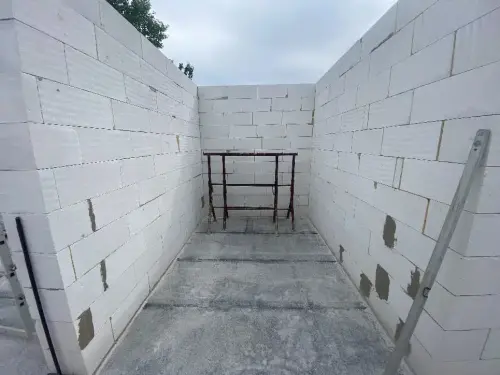 Výstavba rodinného domu v obci Holšiny